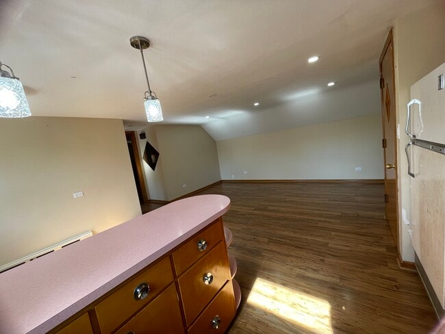 Building Photo - 2417 9th Pky