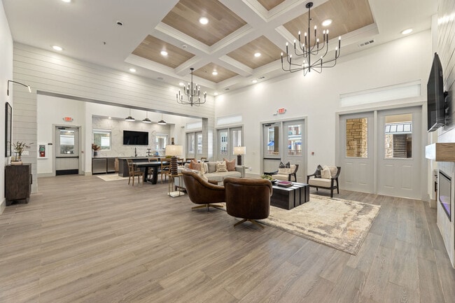 Building Photo - Royalton at Creeks of Legacy