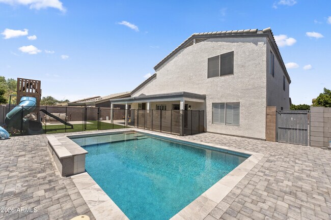 Foto del edificio - 10427 E Diamond Ave