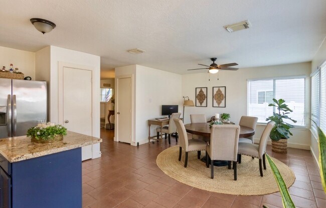 Foto del edificio - 6118 Spruce Bough Ct