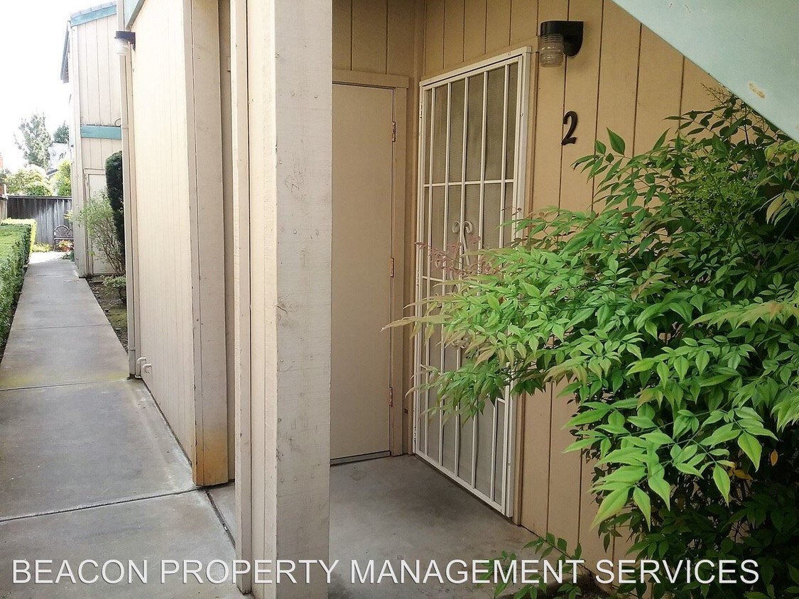 1016 S Hutchins St, Lodi, CA 95240 House Rental in Lodi, CA