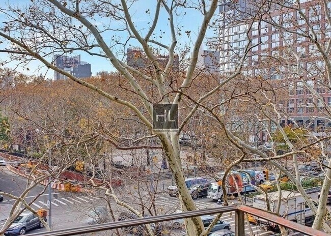 Building Photo - E 1ST ST.