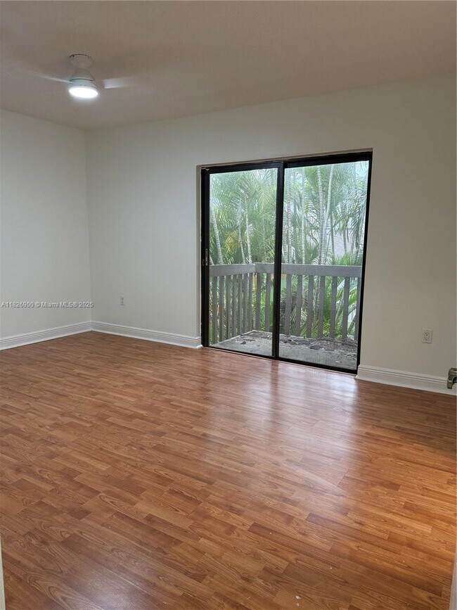 Foto del edificio - 10532 SW 112th Ave