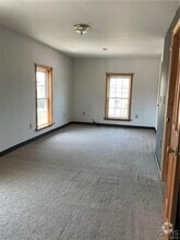 Building Photo - 706 Mill St