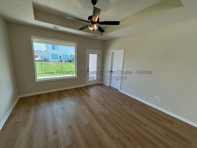 Foto del edificio - 12465 Blanford St