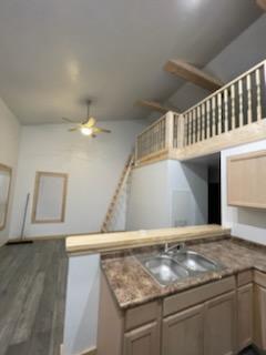 Building Photo - 5658 N Shannon Rd