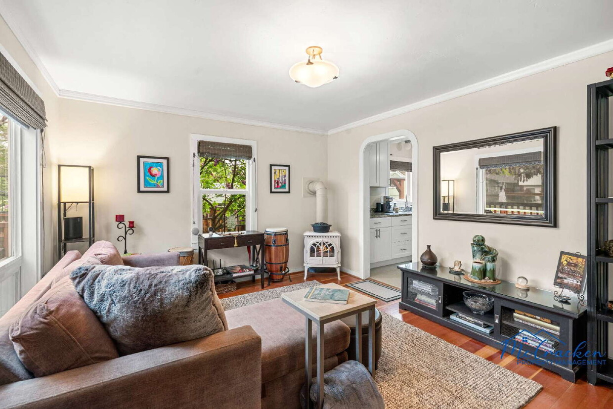 Primary Photo - Serene, Artistic Retreat in the Heart of A...