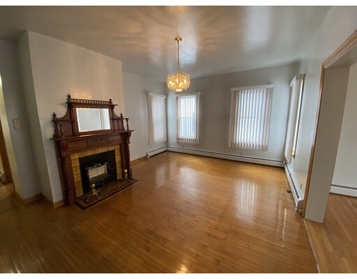 Building Photo - 613 Durfee St