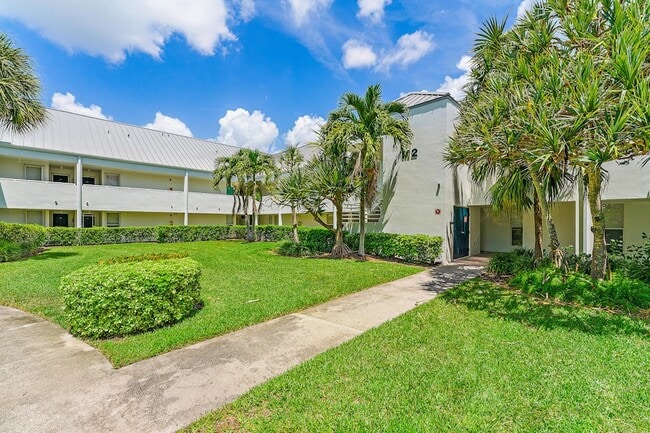 Photo - 1605 S US HIGHWAY 1 Unit M2-108 Apartment