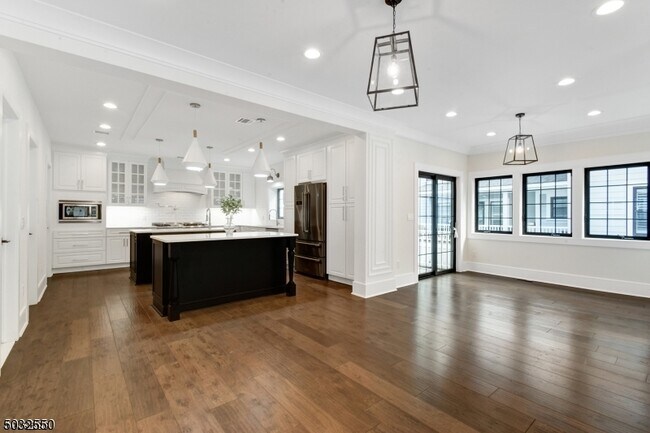 Foto del edificio - 651 Grove St
