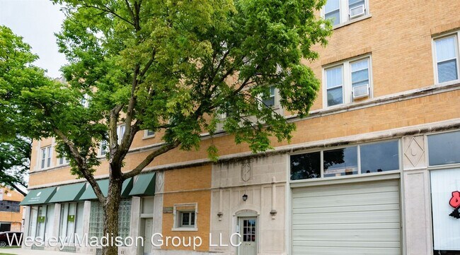 Building Photo - 504-649 Wesley Ave