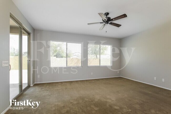 Building Photo - 9803 N 185th Dr