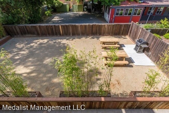 Foto del edificio - Studio, 1 bath Apartment - 411 1ST STREET
