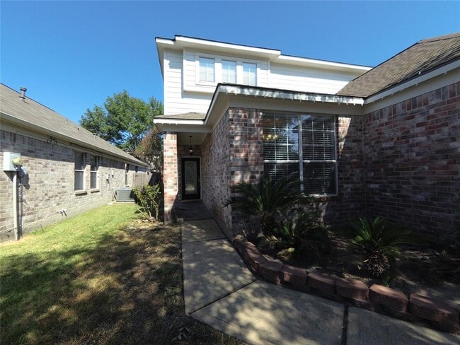 Building Photo - 18418 Burgundy Sky Way