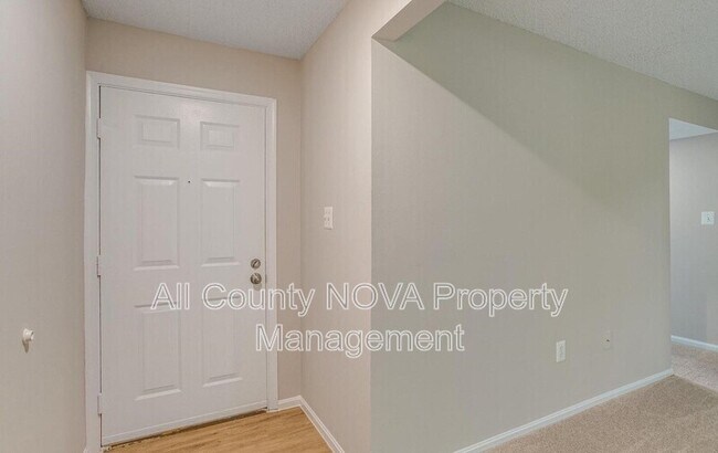 Foto del edificio - 12215 Stevenson Ct