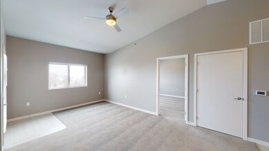 Living Room - Graystone Heights Luxury Apartments