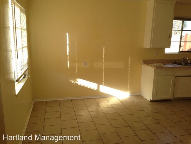Foto del edificio - 4 br, 2 bath House - 44308 Glenraven Rd