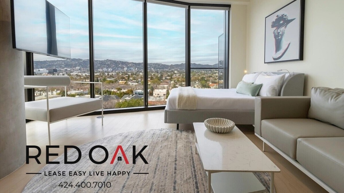 Foto principal - 6401 Wilshire Blvd