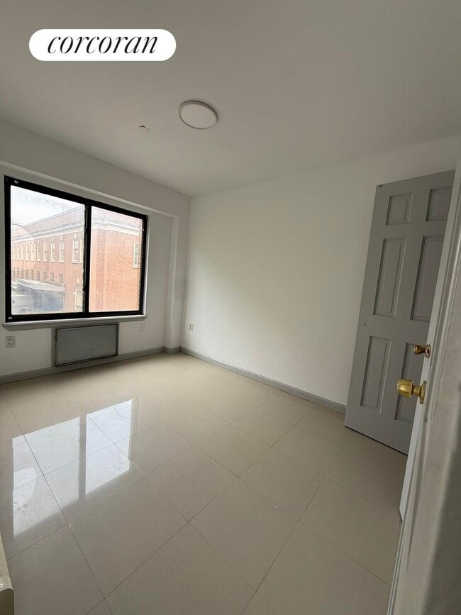Foto del edificio - 163-10 89th Ave