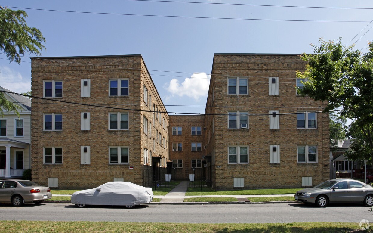 1200 Redgate ¡alejado - Hamilton Court Apartments