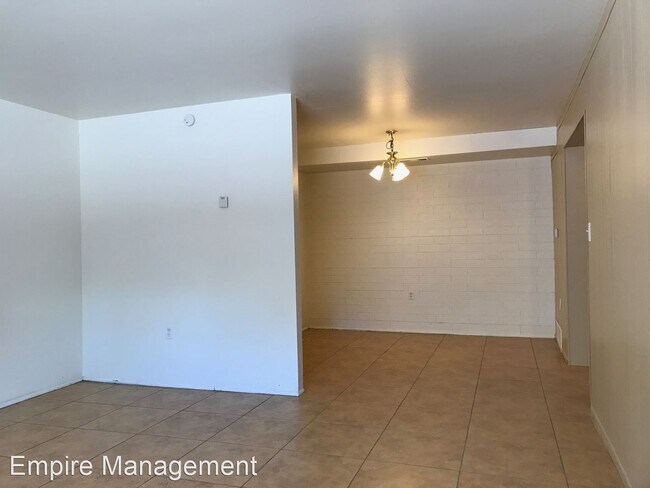 Foto del edificio - 1 br, 1 bath House - 414 N. Silverbell Rd #A