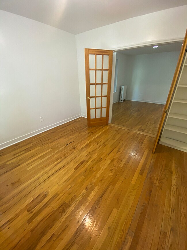 Foto del edificio - 930 St Nicholas Ave