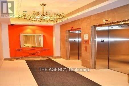 Photo du bâtiment - 676 Sheppard Ave E