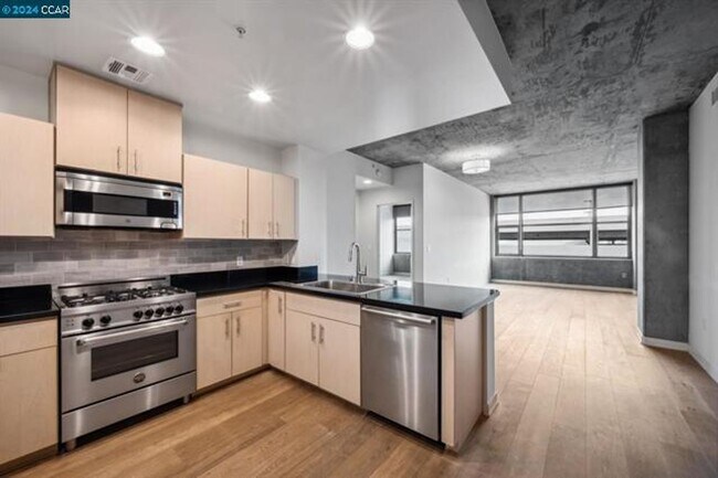 Foto del edificio - 311 2nd St