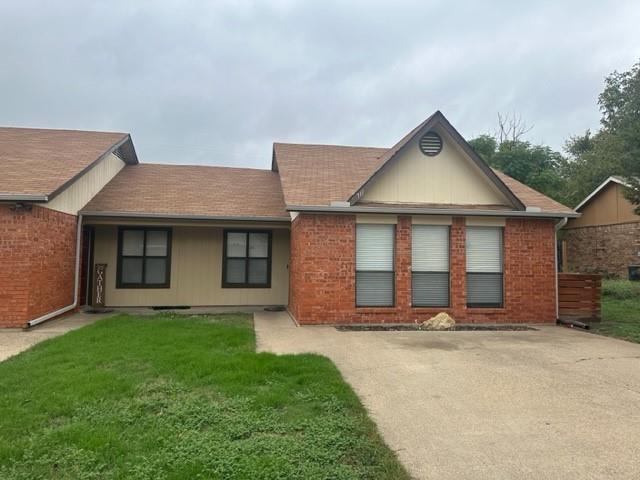 Foto del edificio - 709 Hillcrest Ct