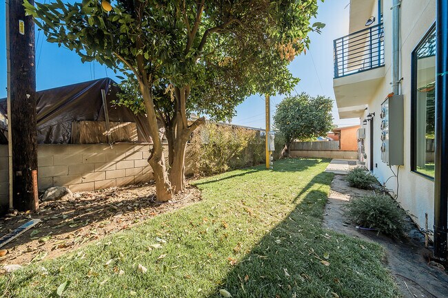 Foto del edificio - 668 Keenan Ave