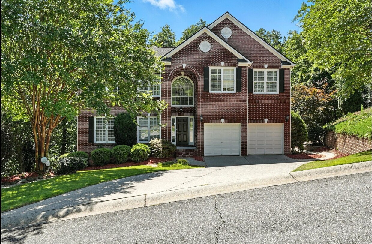 Foto principal - 1079 Blankets Creek Dr