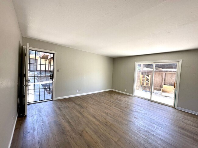 Building Photo - 405 E. Santa Fe Avenue