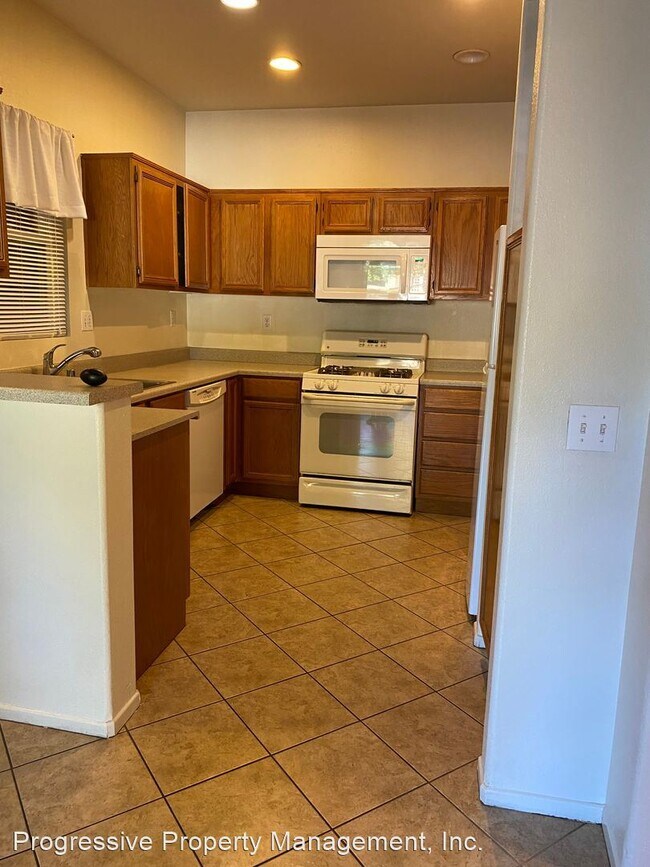 Foto del edificio - 2 br, 2 bath House - 26352 Arboretum Wy #3501