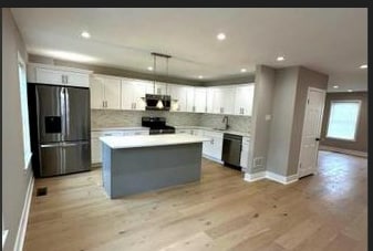 Foto del edificio - 7700 Delphi Pl