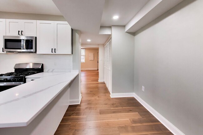 Foto del edificio - Beautiful- 3Bed/2Bath Townhome!