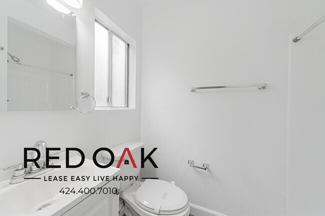 Foto del edificio - 818 S Mariposa Ave