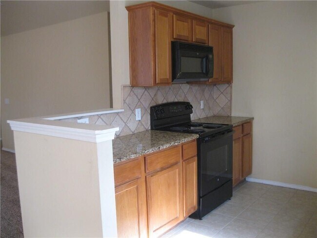 Building Photo - 37 Skipton Dr