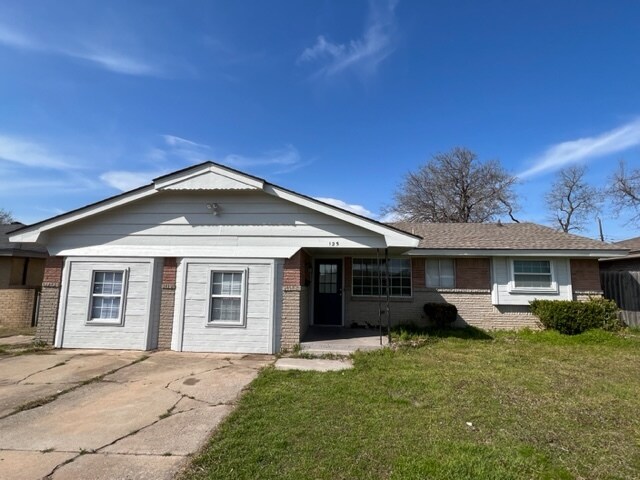 Primary Photo - 125 SW 12th St