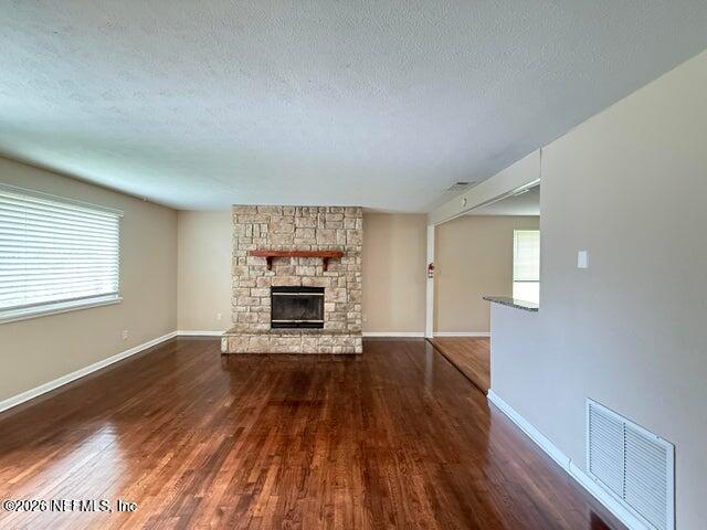 Building Photo - 8515 Maple St