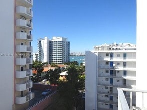 Building Photo - 1340 Lincoln Rd