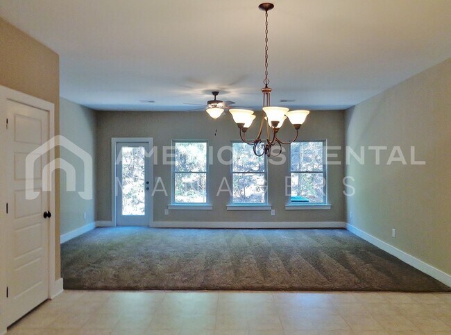 Building Photo - Great Townhome For Rent in Gardendale!! CO...