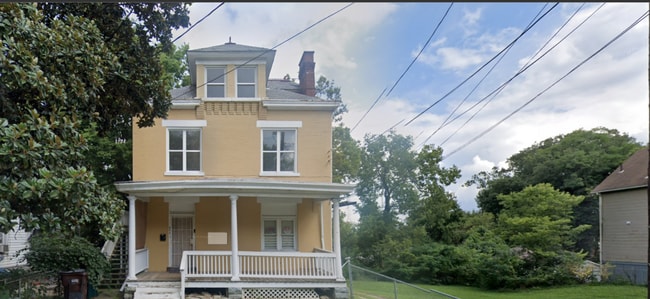 Building Photo - 944 Elberon Ave