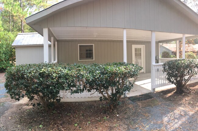 Covered Front Porch - 32453 US 1 Hwy