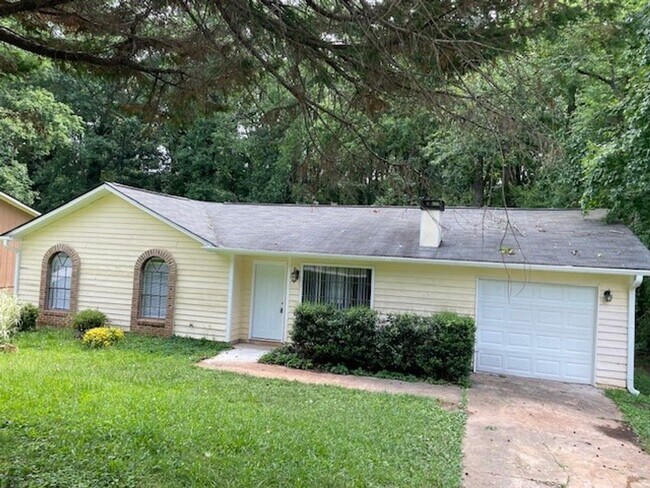 Foto del edificio - 8228 Englewood Trail