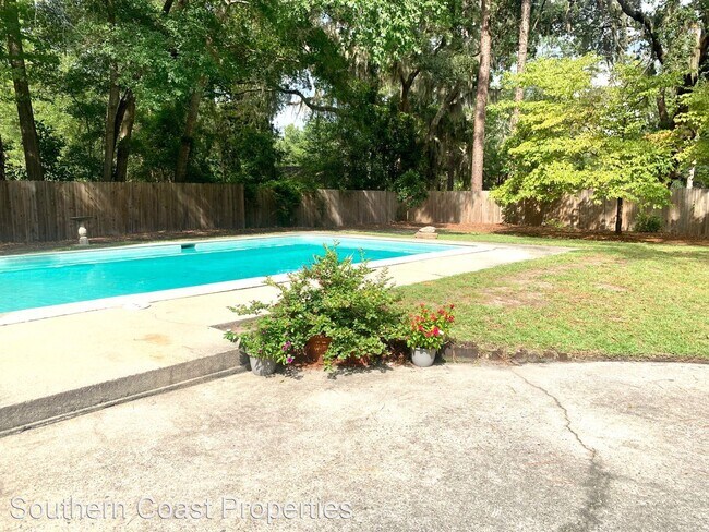 Foto del edificio - 3 br, 2 bath House - 408 N Main Street