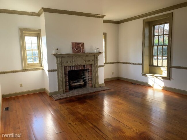 Building Photo - 5 br, 3 bath House - 2380 London Bridge Rd