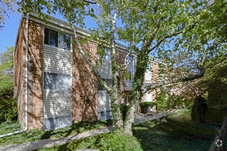 Building Photo - 1001 Francis Dr