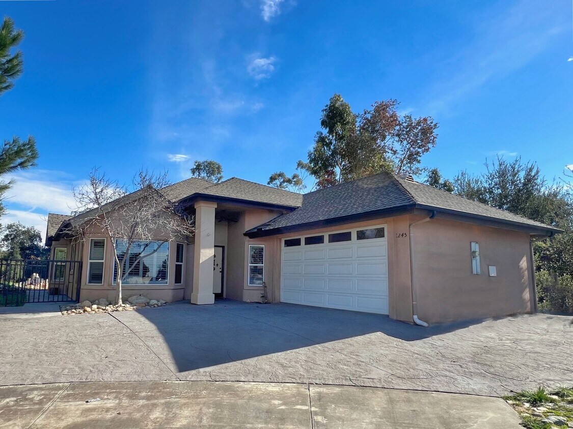 1245 Ruby Ln, Calimesa, CA 92320 House Rental in Calimesa, CA