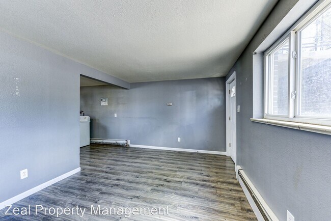 Foto del edificio - 7120-7126 Stuart St