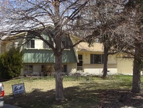 Building Photo - 11536 E Center Dr